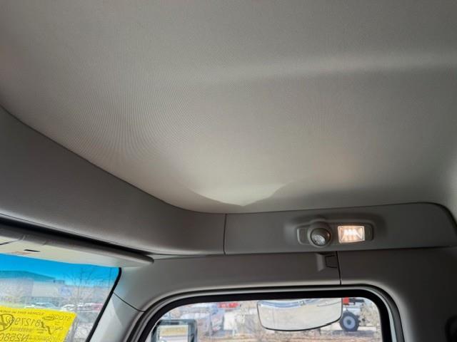 2027 Peterbilt 589-43