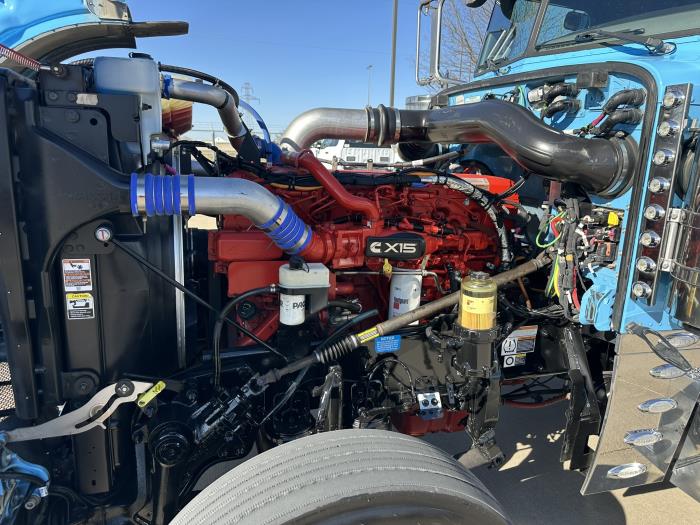 2024 Peterbilt 389-12