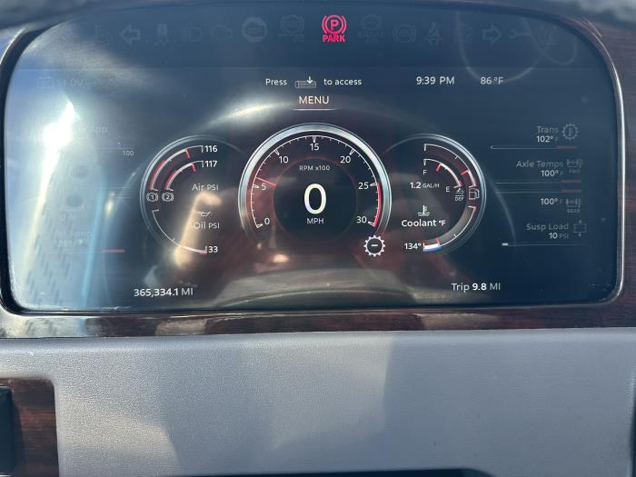 2024 Peterbilt 389-5