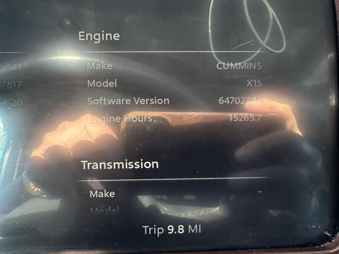 2024 Peterbilt 389-17