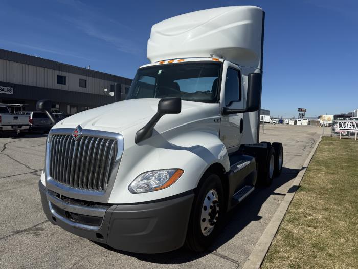 2021 International LT625-0