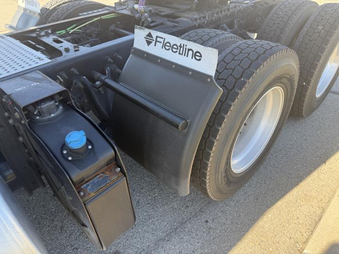 2021 International LT625-9