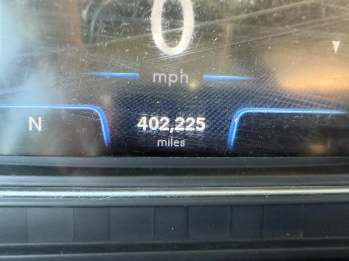 2021 International LT625-18