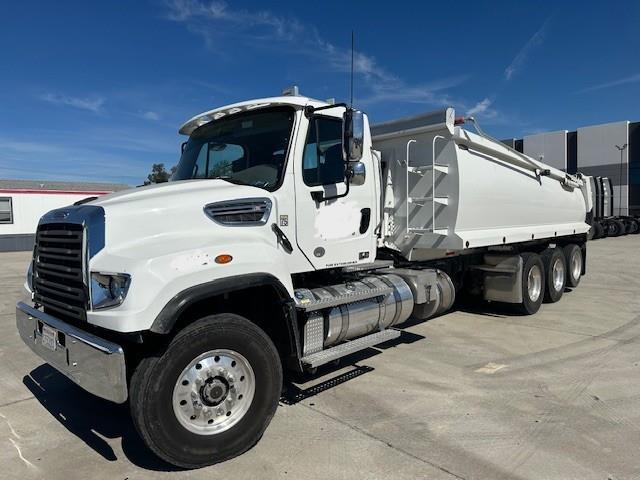 2024 Freightliner FL114SD-0