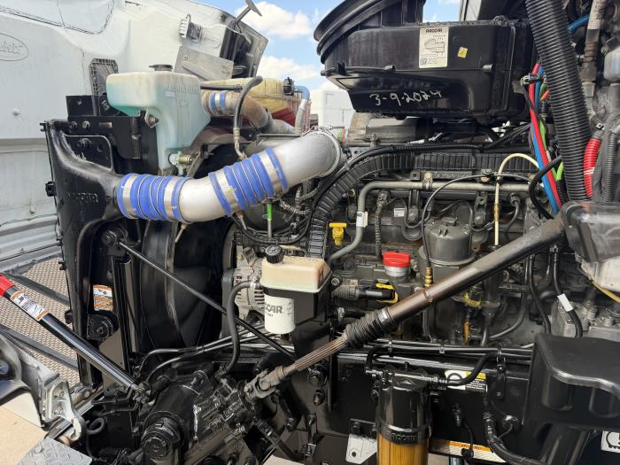 2020 Peterbilt 567-30