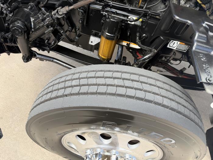 2020 Peterbilt 567-31