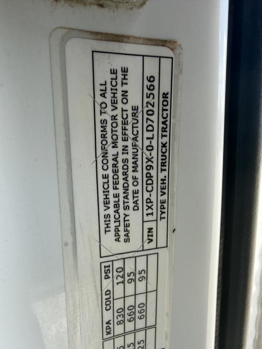 2020 Peterbilt 567-40