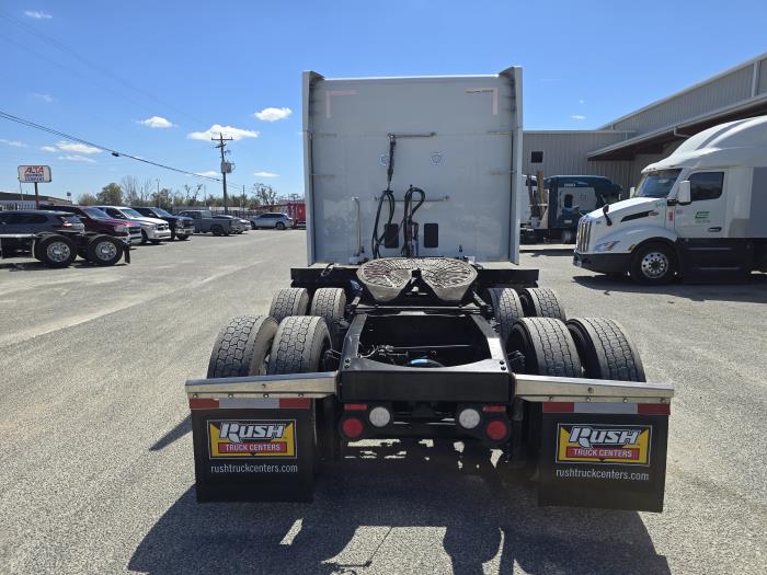 2022 Peterbilt 579-4