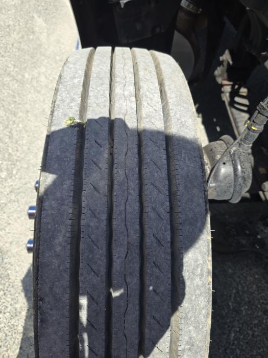 2022 Peterbilt 579-24