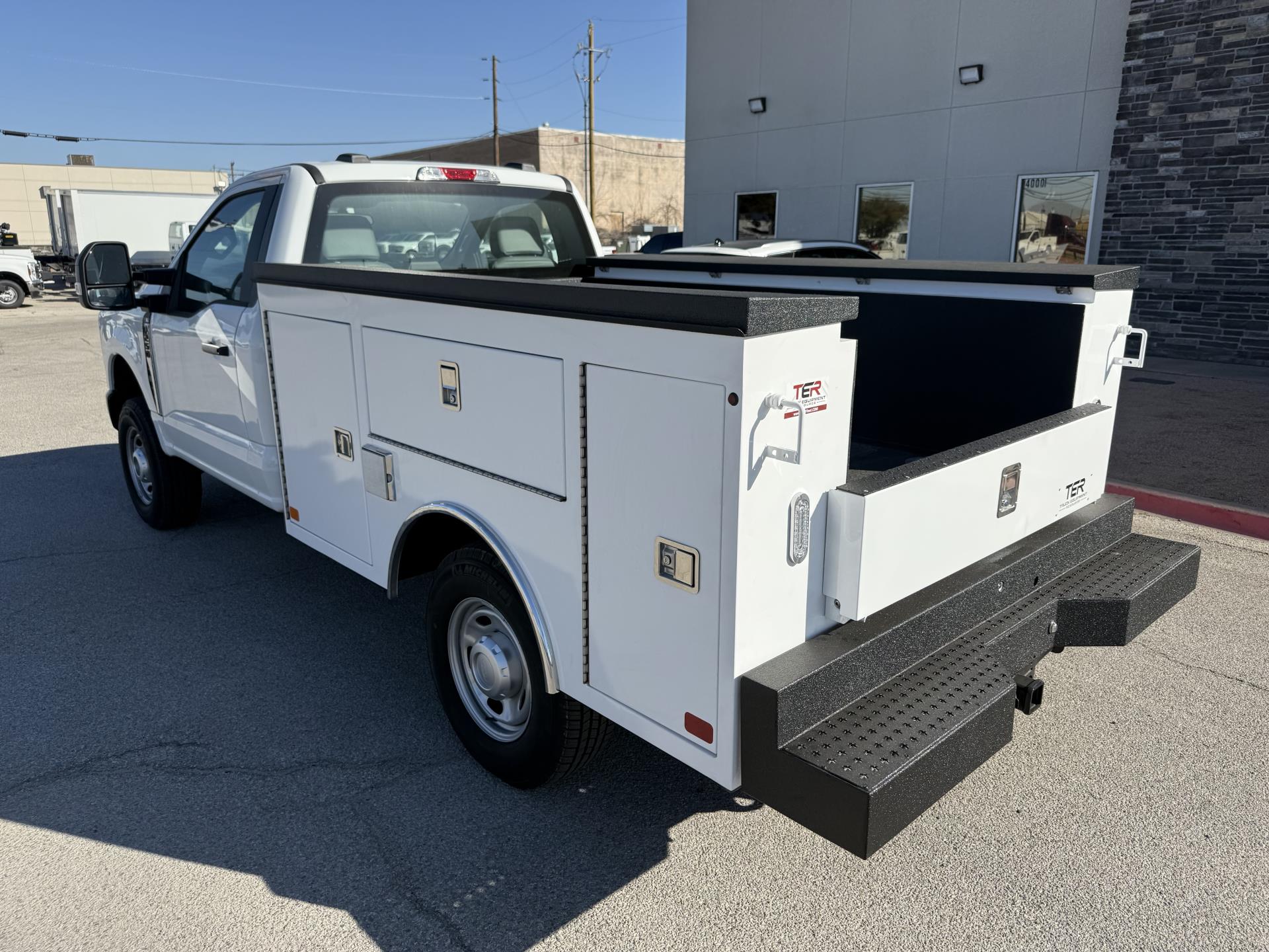 New 2025 Ford F-250 - photo 9
