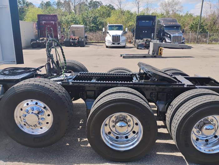 2019 Kenworth T800-4