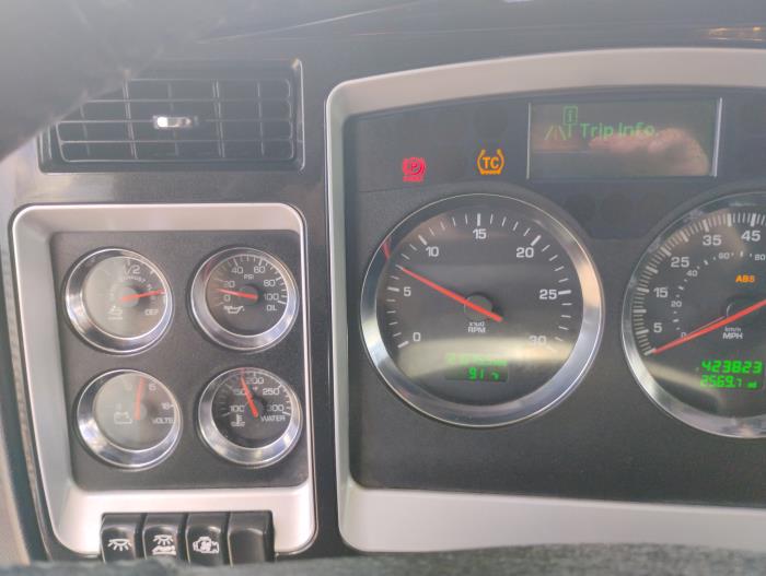 2019 Kenworth T800-17