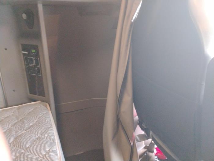 2019 Kenworth T800-30