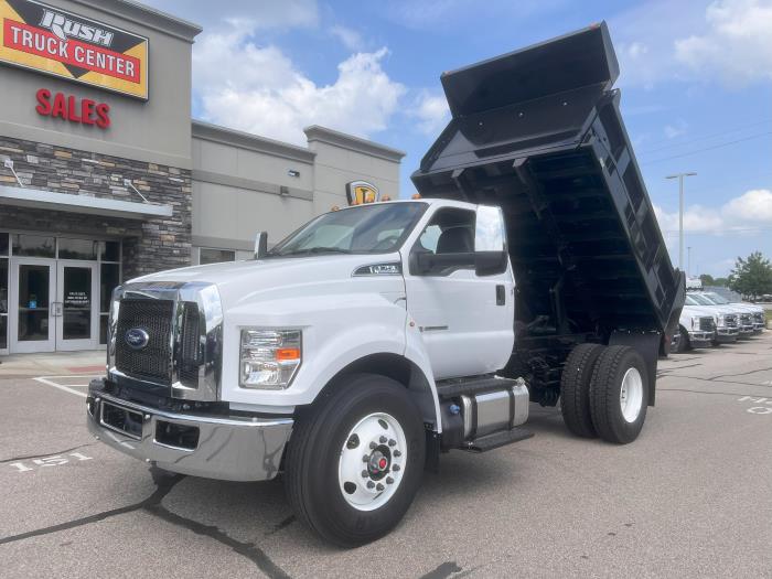 2027 Ford F-750-20