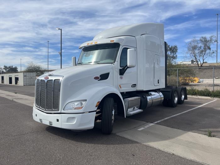 2022 Peterbilt 579-1