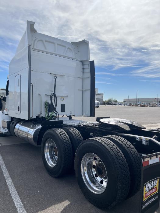 2022 Peterbilt 579-2