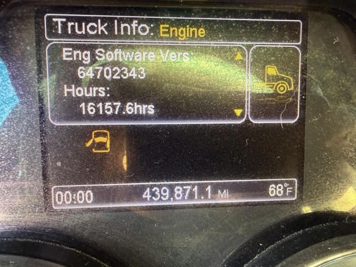 2022 Peterbilt 579-9