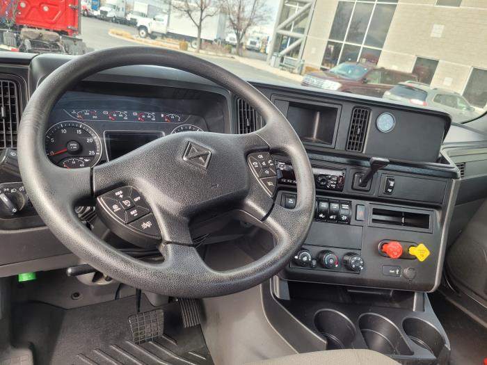 2020 International LT625-13