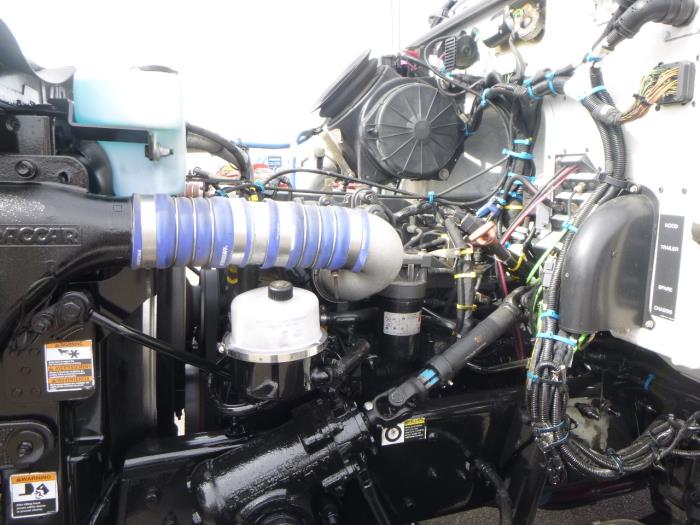 2020 Peterbilt 337-13