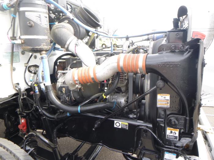 2020 Peterbilt 337-14