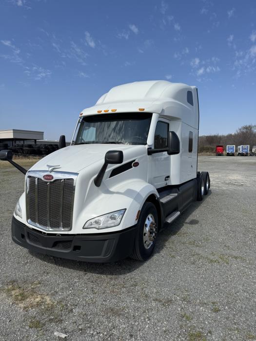 2021 Peterbilt 579-1