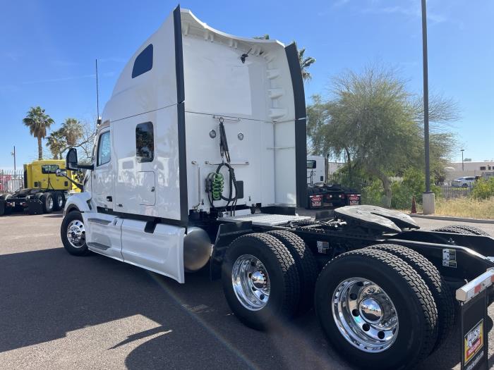 2024 Peterbilt 579-2