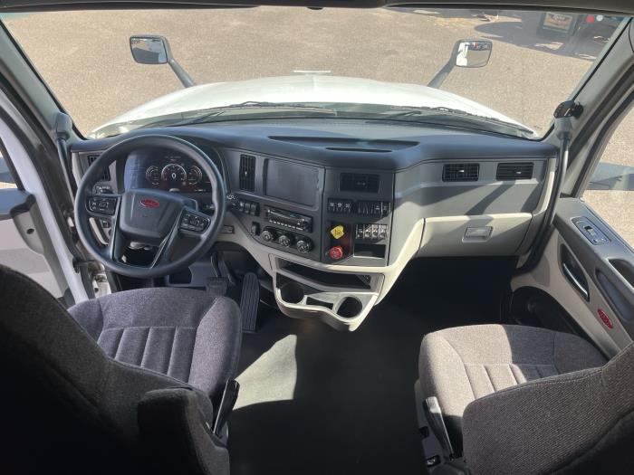 2024 Peterbilt 579-14