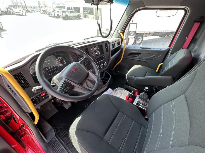 2026 Peterbilt 548-13