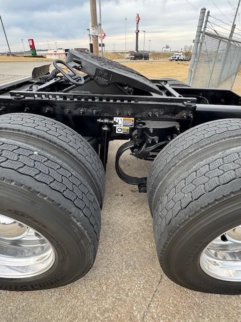 2022 Peterbilt 579-22