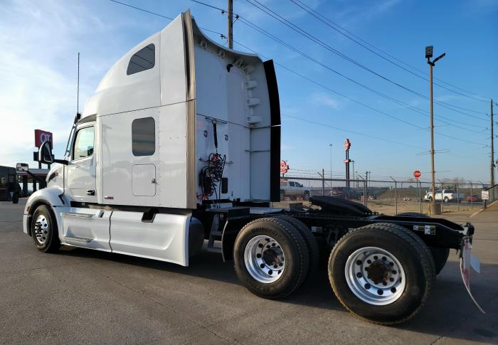 2024 Peterbilt 579-7