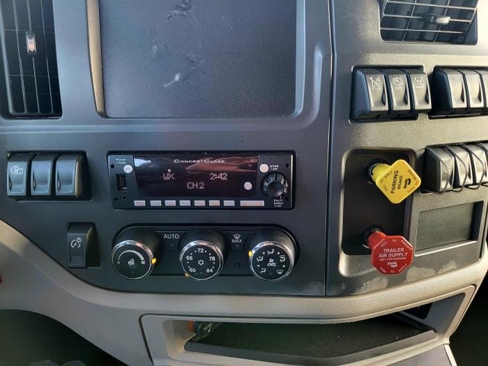 2024 Peterbilt 579-21