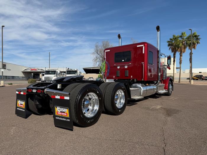 2027 Peterbilt 589-8