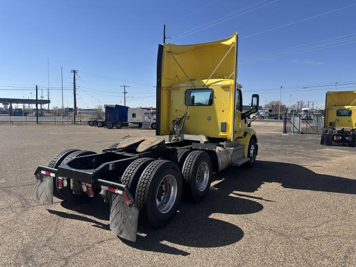 2021 Peterbilt 579-4