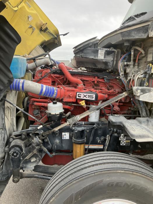 2021 Peterbilt 579-8