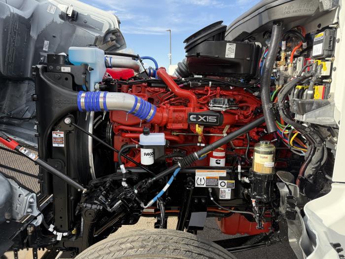 2027 Peterbilt 567-6