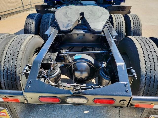 2022 Peterbilt 579-12