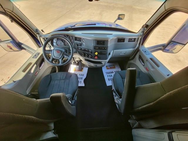 2022 Peterbilt 579-14