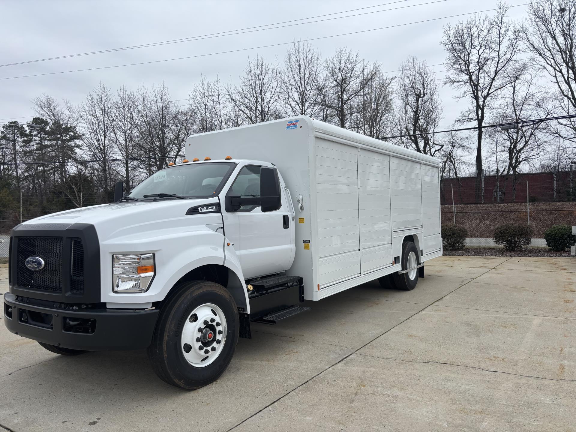 New 1996 Ford F-750 - photo 16