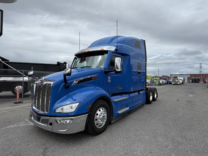 2027 Peterbilt 579-1