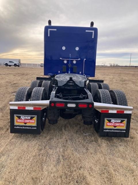 2027 Peterbilt 589-6