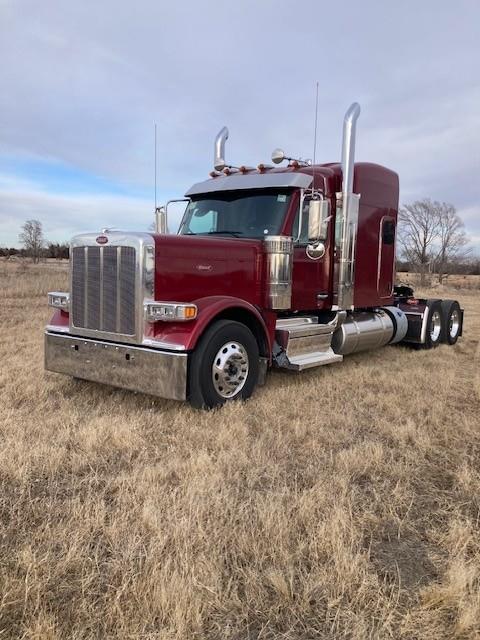 2027 Peterbilt 589-3