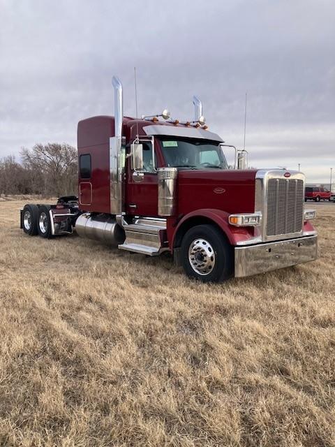 2027 Peterbilt 589-9