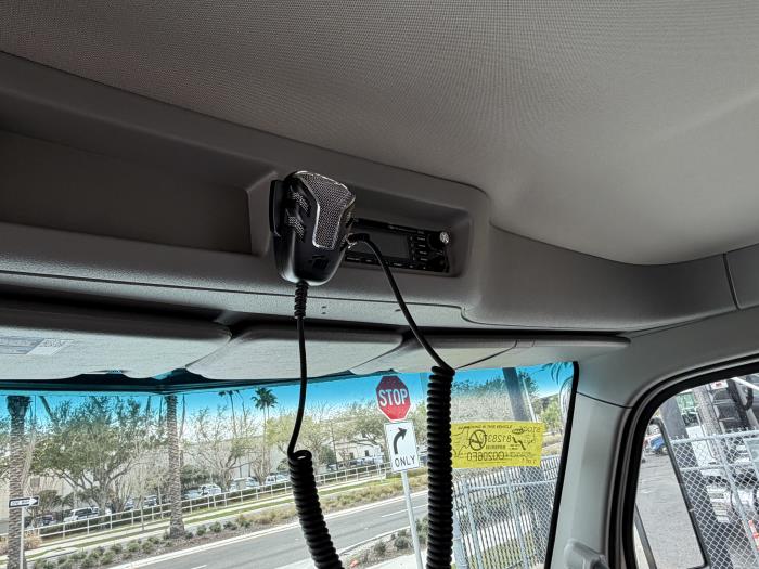 2027 Peterbilt 589-18