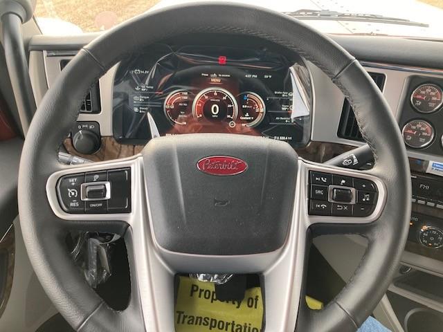 2027 Peterbilt 589-20