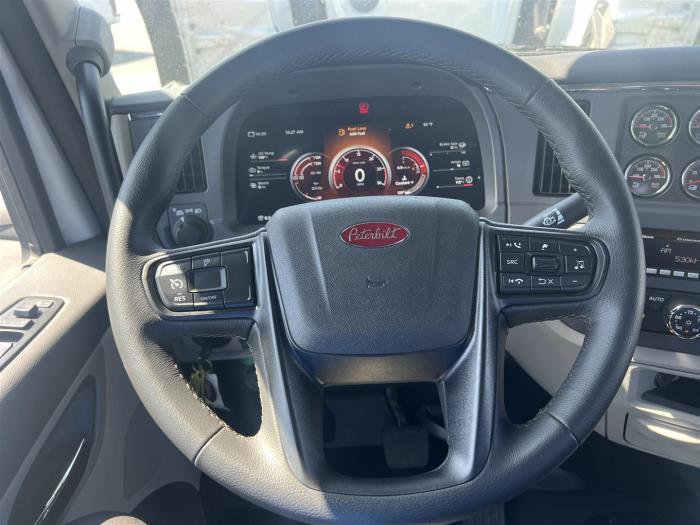 2026 Peterbilt 567-25