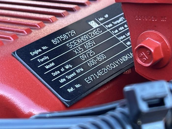 2027 Peterbilt 567-13