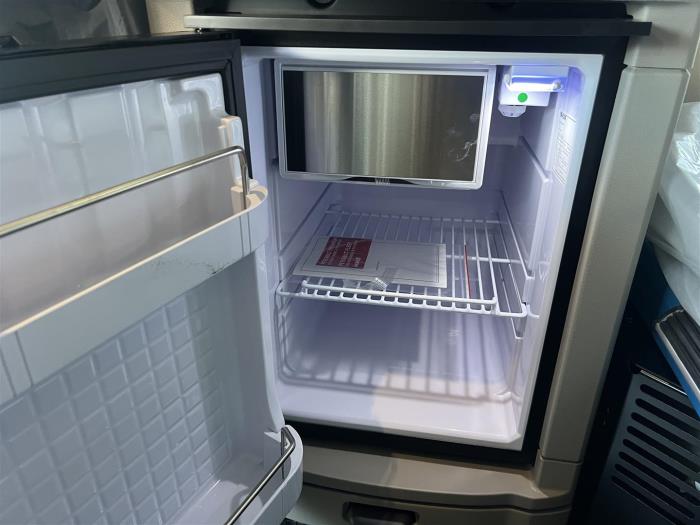 2027 Peterbilt 579-21