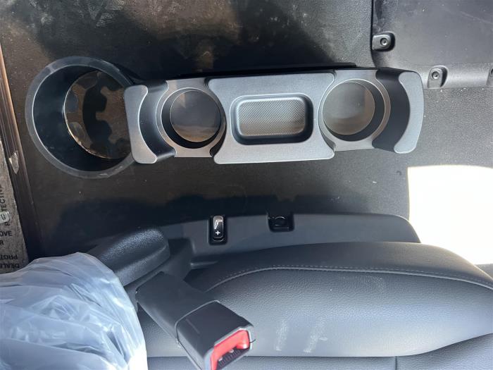 2027 Peterbilt 579-26