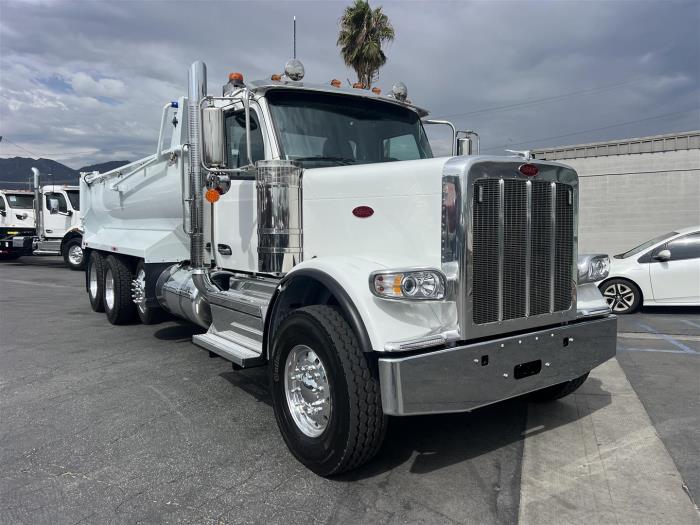 2027 Peterbilt 589-2