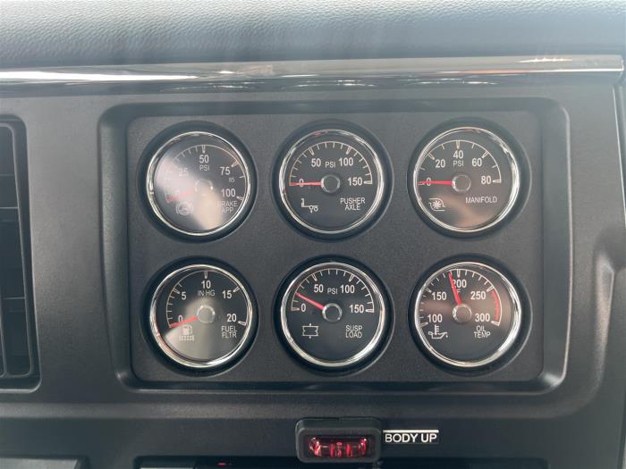 2027 Peterbilt 589-23